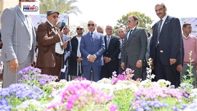 رئيس جامعة المنيا يفتتح معرض زهور الربيع التاسع بعنوان