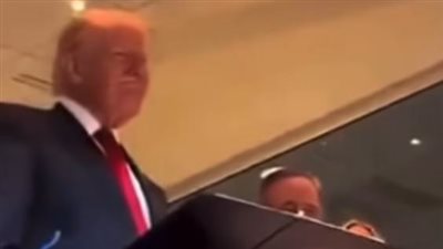 فيديو.. الجماهير تقاطع كلمة ترامب وترفض الاستماع له في ولاية كنتاكي 