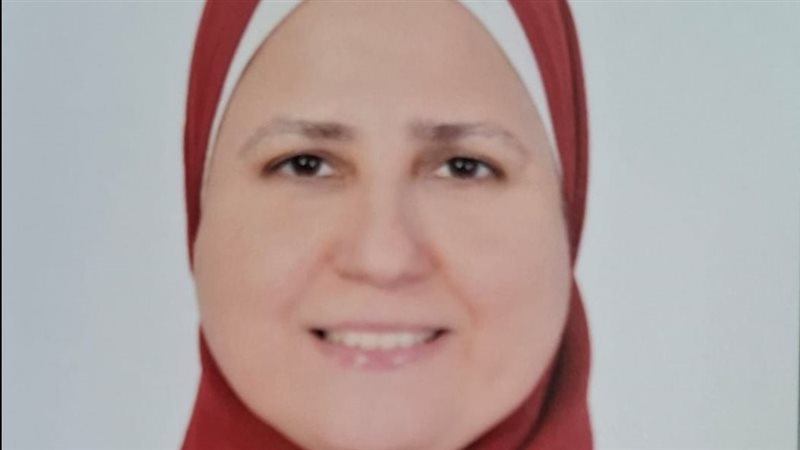 الدكتورة 