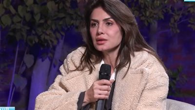 نجلاء بدر: «اللون الأزرق» فكرة رائعة ويوجه رسالة توعوية للجميع