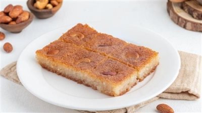 بمكونات بسيطة.. طريقة عمل البسبوسة الطرية بالزبادي 	