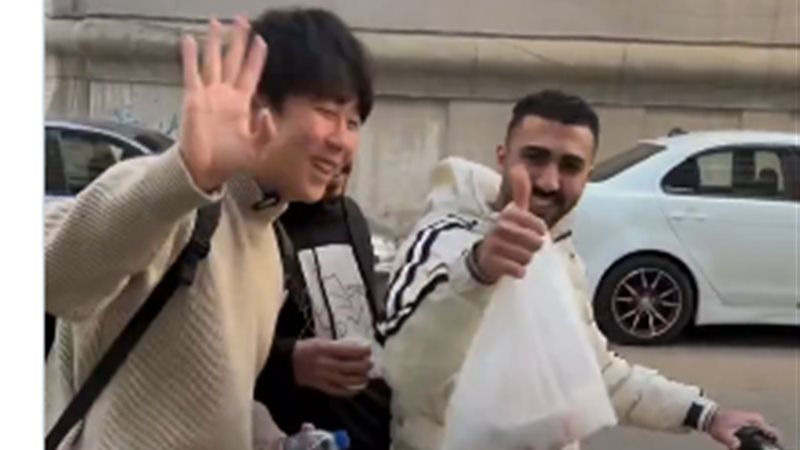 شاب صيني 