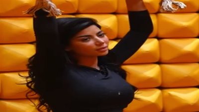 كارولين عزمي تكشف حقيقة ارتباطها من الوسط الفني                               