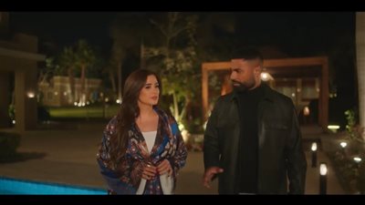 مسلسل وننسى اللي كان الحلقة ٢٤.. ياسمين عبدالعزيز تشجع كريم فهمي لاستكمال حلمه