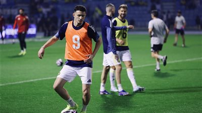 أهداف وملخص مباراة النصر والخليج الشوط الأول اليوم في الدوري السعودي 2025-26
