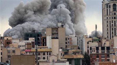 إعلام إيراني: غارة جوية تدمر مقرًا للحرس الثوري في همدان