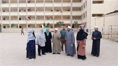 زيارة تفقدية لرئيس منطقة السويس الأزهرية لمتابعة جاهزية المعاهد النموذجية
