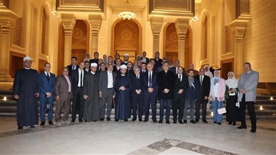 وزير الأوقاف يشارك أبناءه الإفطار السنوي لوزارة الأوقاف بمسجد مصر