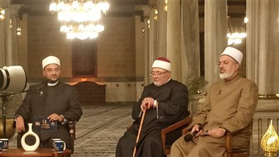 المجلس الأعلى للشؤون الإسلامية يعقد لقاءً فكريًا بمسجد الحسين برعاية الأوقاف