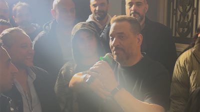 فركش.. أبطال أولاد الراعي يحتفلون بانتهاء  التصوير |فيديو