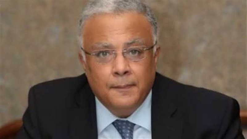 الدكتور أحمد إيهاب