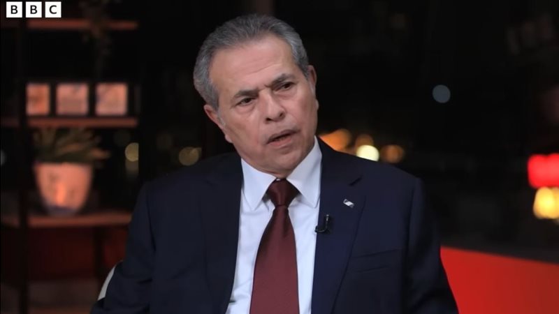  توفيق عكاشة  