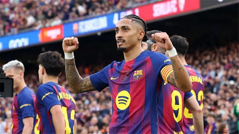 برشلونة