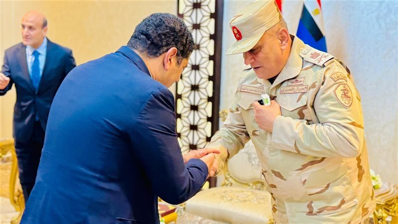 النائب عادل زيدان
