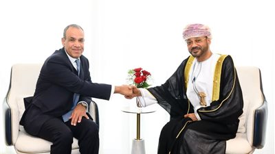 مصر وسلطنة عمان تتفقان على تنسيق عربي لوقف التصعيد في المنطقة