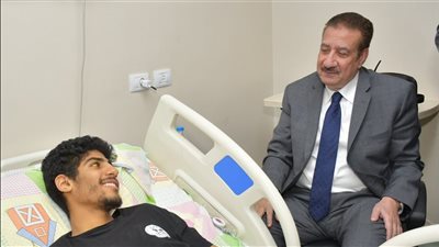 محافظ بورسعيد: إسعاف مجهزة لنقل بطل الجمهورية في الكيك بوكسينج إلى معهد الكبد