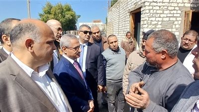 محافظ بنى سويف يوجه بفحص منظومة موزعين أسطوانات البوتاجاز