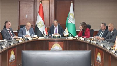 محافظ الجيزة: لا تهاون مع المخالفين وإجراءات صارمة لضبط الأسواق والتعديات