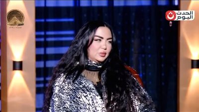 الفنانة إيمان أيوب تكشف سبب رفضها الصلح مع المخرج محمد فاضل