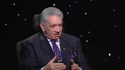 رفعت الأنصاري يرد على شائعات علاقاته النسائية خلال عمله سفيرًا في إسرائيل