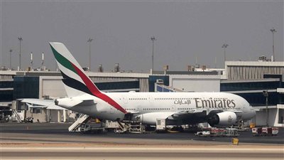 الإمارات تعلن إعادة فتح المجال الجوي وعودة حركة الطيران بشكل طبيعي