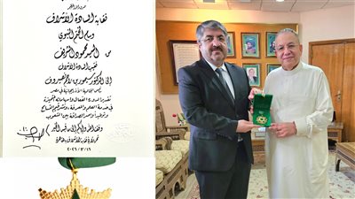 د. سيمور نصيروف يحصل على وسام الختم النبوي تقديرًا لجهوده العلمية ونشر التسامح