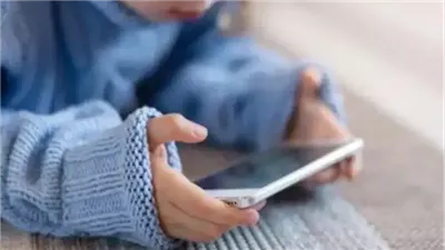 خطوط محمول للأطفال في مصر.. هل يتم حجب فيسبوك وتيك توك؟