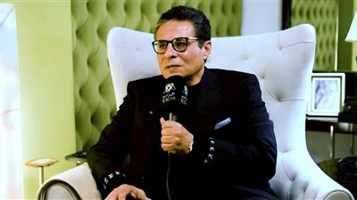 «بنتي خفت قبل العملية بدقائق».. طاهر الخولي يروي معجزة الشفاء 