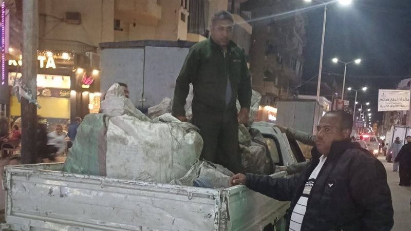 نائب رئيس الحي أثناء