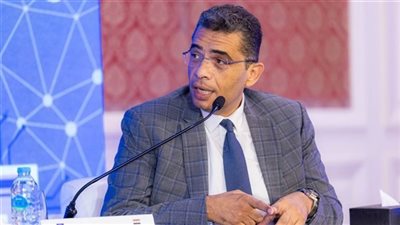 محافظ البحر الأحمر: مشروع جديد بالغردقة.. مكتبات عائمة للتشجيع على القراءة
