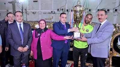 محافظ سوهاج يشهد ختام دوري 