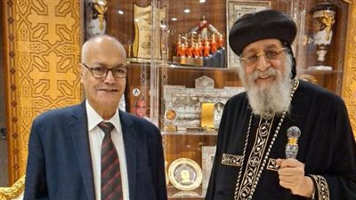 كمال زاخر يفتح ملف العلمانيين في الكنيسة: بين الاتهام بالإصلاح والتشكيك 