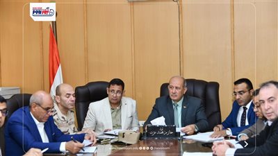سكرتير عام الفيوم يترأس اجتماع لجنة البت فى طلبات تقنين أراضي الدولة