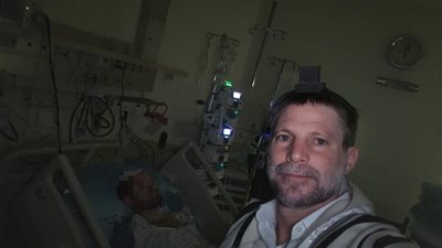 سموتريتش ينشر صورة نجله المصاب ويدعو الإسرائيليين للصلاة من أجله