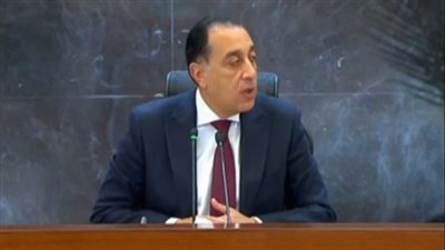 رئيس الوزراء: ندرس تطبيق العمل عن بعد لمدة يوم أو يومين