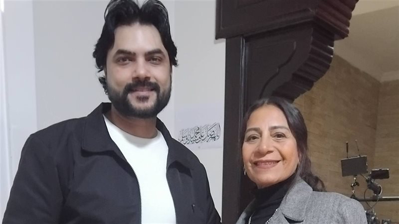 عفاف مصطفى ومحمود