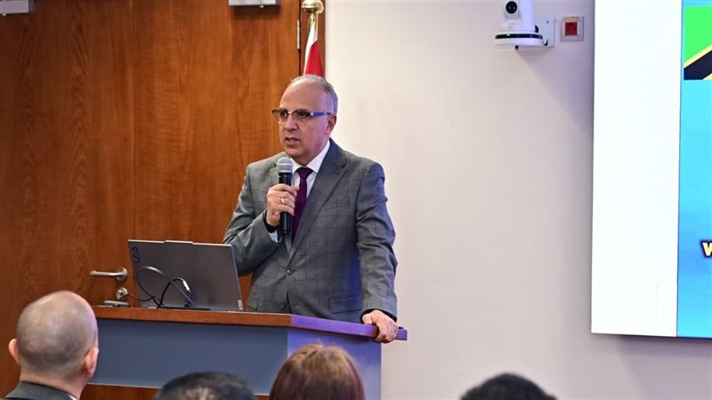 وزير الموارد المائية