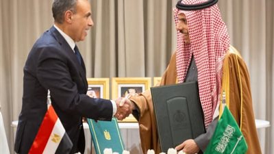 مصر والسعودية توقعان اتفاقية للإعفاء المتبادل من تأشيرات الإقامة القصيرة