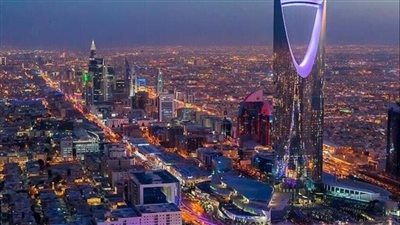 السفارة الأمريكية تحث مواطنيها على مغادرة السعودية عبر الرحلات التجارية