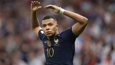 مبابي يطمئن جماهير ريال مدريد ويكشف عن كواليس سفره إلى باريس