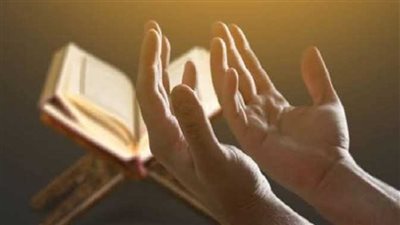 هل يجوز طلب الدعاء من المتصدق عليه؟.. أمين الفتوى يوضح