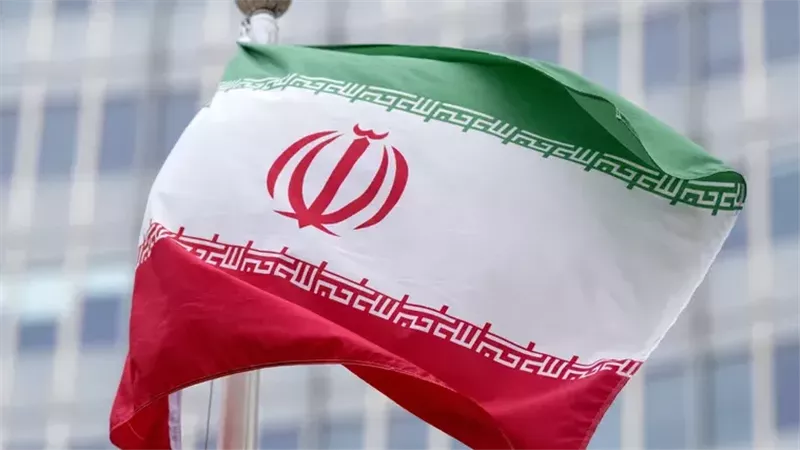 علم إيران