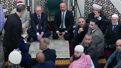محتجون يقاطعون رئيس الوزراء الأسترالي في صلاة العيد بسبب موقفه من غزة
