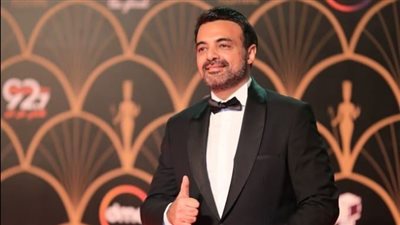 عمرو محمود ياسين ينفي ما تم تداوله عن حياته الشخصية مؤخرًا 