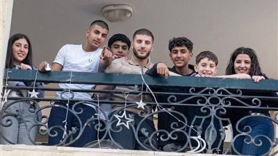 واقعة أكياس المية في صلاة عيد الفطر.. ماذا قالت ياسمين الخطيب عن الأسرة؟