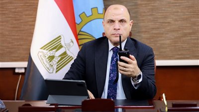 محافظ الغربية يرفع درجة الاستعداد لمواجهة موجة الطقس غير المستقر  