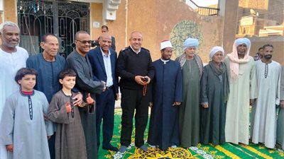 محافظ أسوان يكلف رؤساء المراكز والمدن بمشاركة الأهالي فرحتهم بالعيد  
