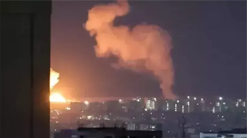 ضربات أمريكية مكثفة