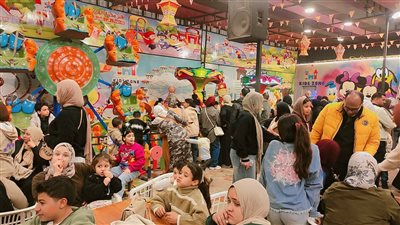 إقبال وزحام هلى ملاهى ومتنزهات الشرقية رغم برودة الطقس