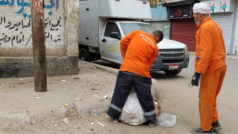 رفع القمامة في قنا